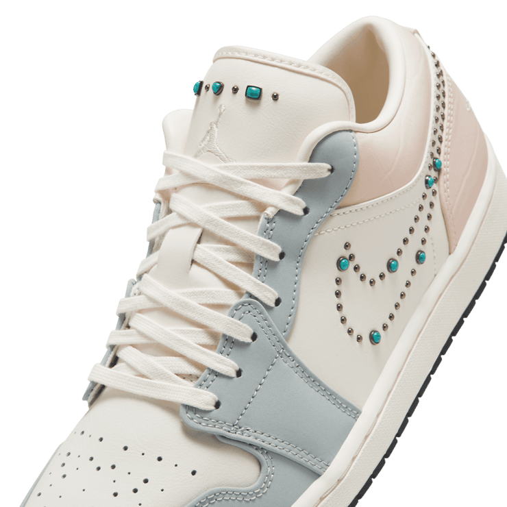 Air Jordan 1 Low Turquoise Stone Angle 5