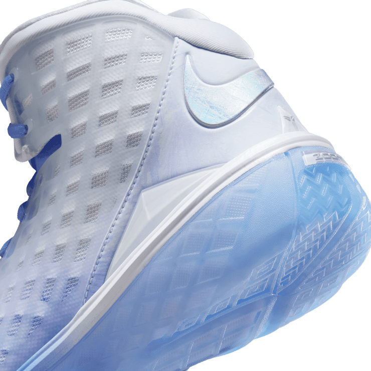 Nike Kobe 3 Protro Christmas Angle 5