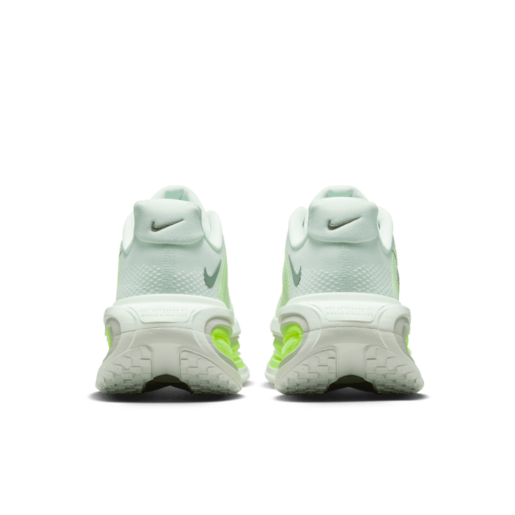 Nike Vomero Premium Barely Green Volt Angle 2