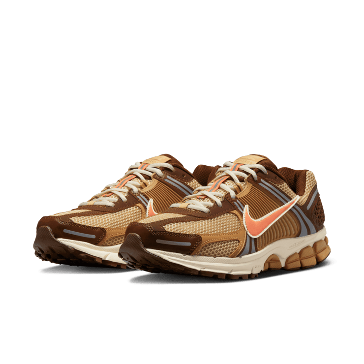 Nike Zoom Vomero 5 Wheat Grass Angle 2