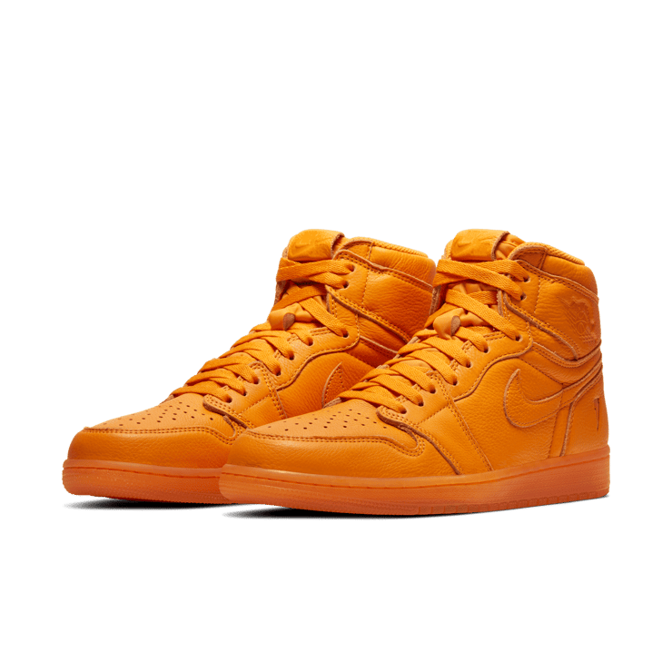 Air Jordan 1 Retro High Gatorade Orange Peel Angle 2