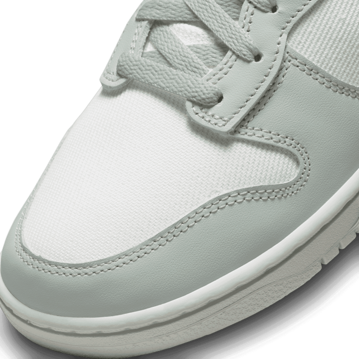 Nike Dunk High Tartan Plaid White Light Silver Angle 4