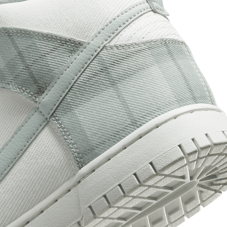 Nike Dunk High Tartan Plaid White Light Silver Angle 5