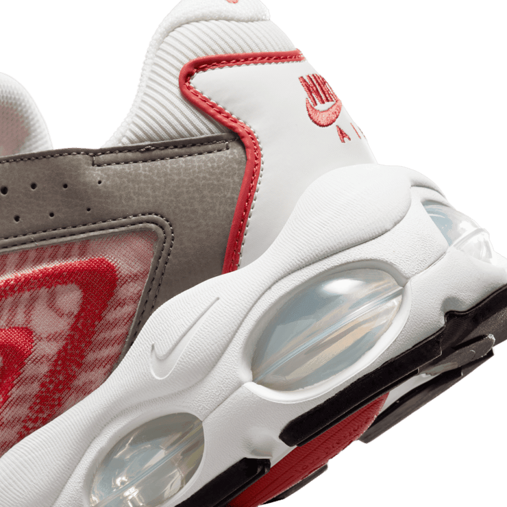 Nike Air Max TW Red Clay Angle 5