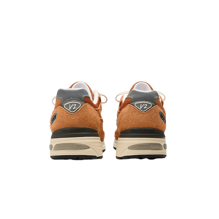 New Balance 991v2 Made in UK Gold Earth Angle 4