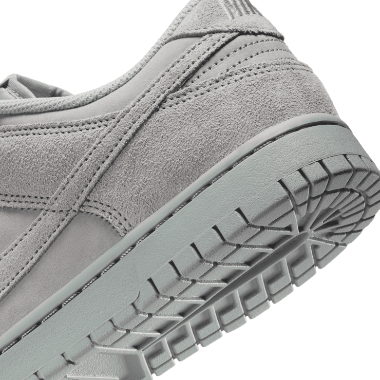 Nike Dunk Low Wolf Grey Angle 25