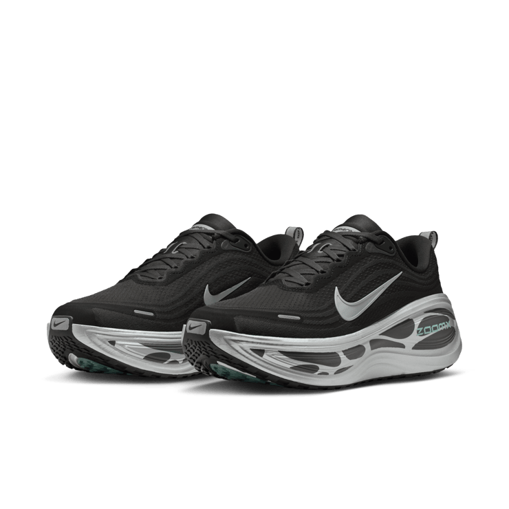 Nike Vomero Plus Anthracite Zebra Angle 4