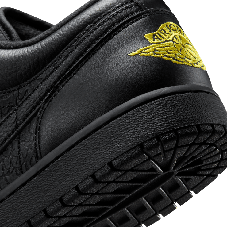 Air Jordan 1 Low Black Elephant Print Angle 7