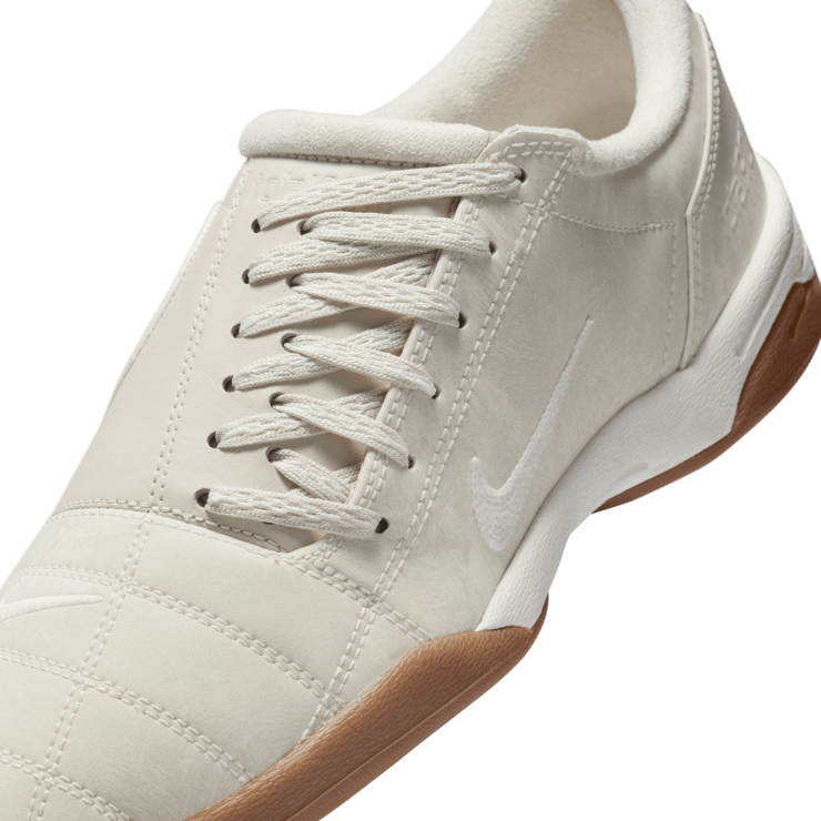 The Nike Total 90 III Sail Gum Cleans Up Well The Nike Total 90 III Sail Gum Cleans Up Well