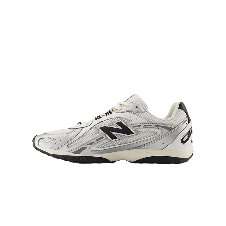 New Balance 204L Silver Metallic Black Angle 0