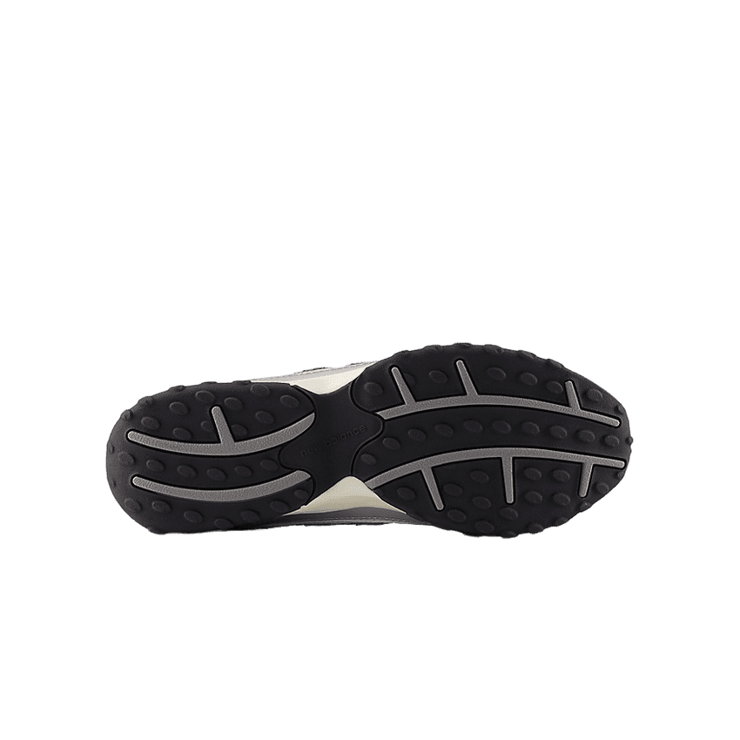 New Balance 204L Silver Metallic Black Angle 3