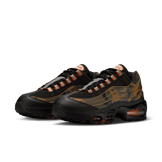 Nike Air Max 95 OG Big Bubble Golden Beige Camo Angle 6