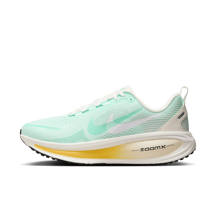 Nike Vomero 18 GC NIRT (W) Angle 4