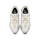 New Balance 204L Silver Metallic Flat Taupe Angle 1