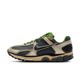 Nike Zoom Vomero 5 Pale Ivory Chlorophyll Angle 3