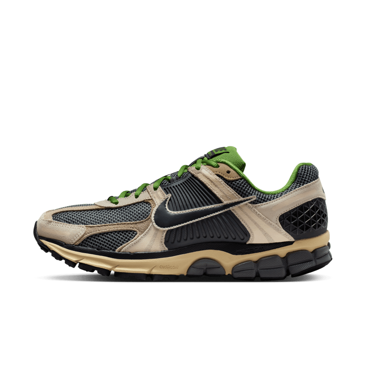 Nike Zoom Vomero 5 Pale Ivory Chlorophyll Angle 3