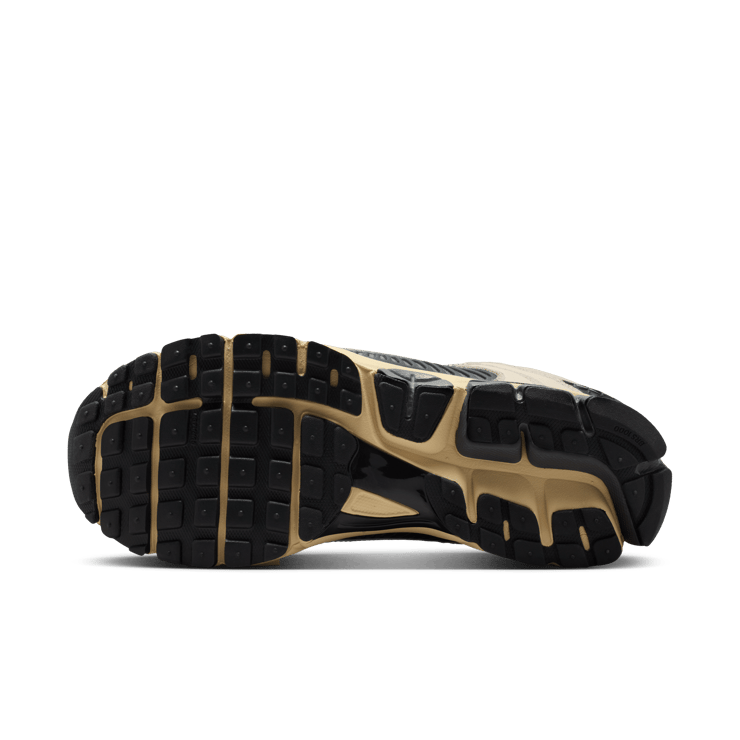 Nike Zoom Vomero 5 Pale Ivory Chlorophyll Angle 4