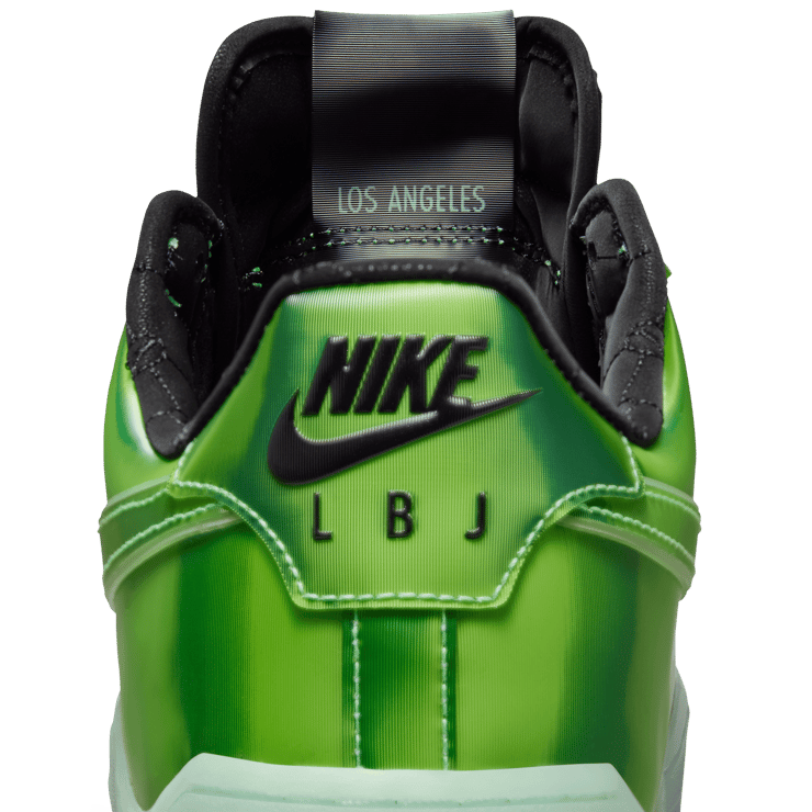Nike Air Force 1 Low PRM LeBron James LA Angle 10