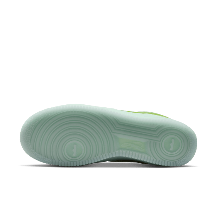 Nike Air Force 1 Low PRM LeBron James LA Angle 0