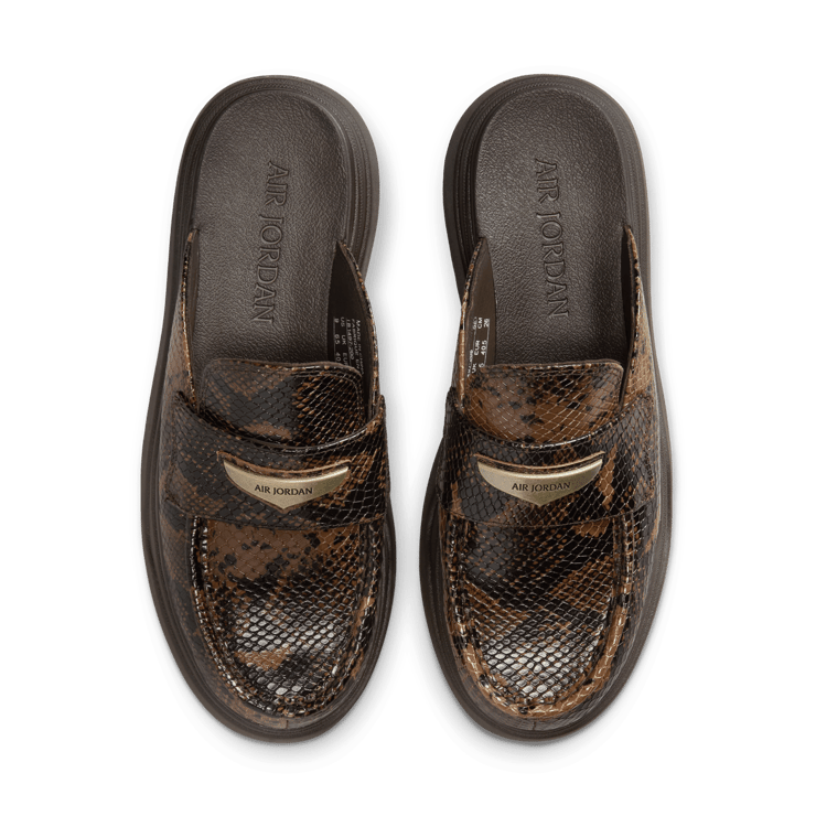 Air Jordan Mule Snakeskin (W) Angle 4