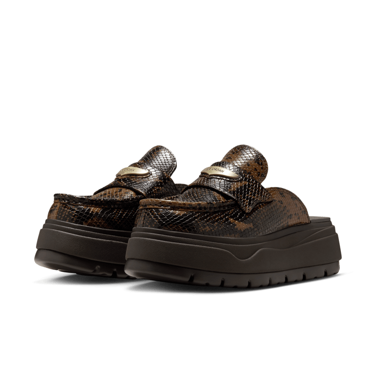 Air Jordan Mule Snakeskin (W) Angle 3