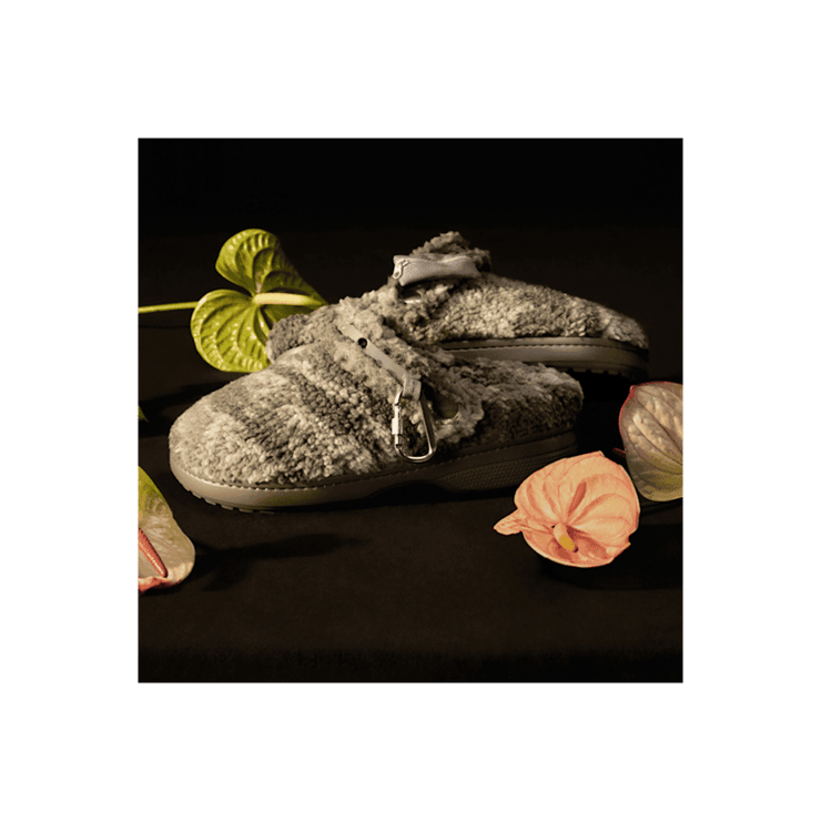 Crocs Unfurgettable Clog Hollister Camo Angle 0