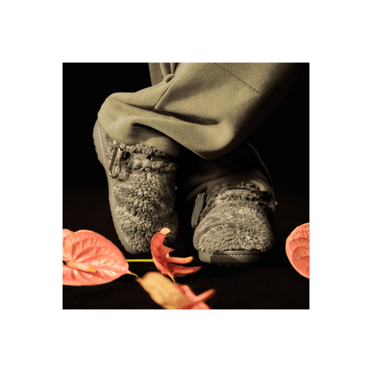 Crocs Unfurgettable Clog Hollister Camo Angle 2