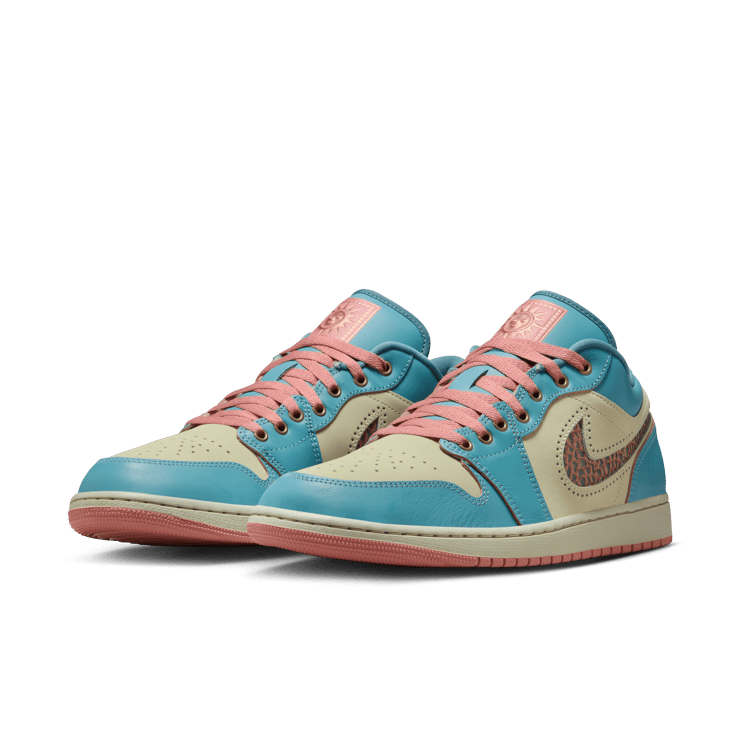 Air Jordan 1 Low SE Somos Eternos Angle 1
