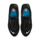 Nike Air Max DN Roam Black Metallic Silver Angle 4