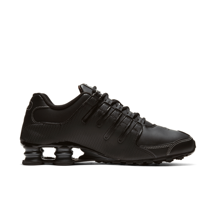 Nike Shox NZ Black Varsity Red Angle 1