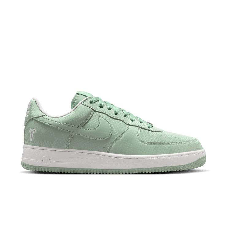 Nike Kobe Air Force 1 Low Steam Angle 2