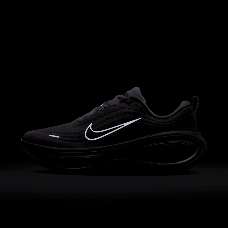 Nike Vomero Plus Speckle Vast Grey Angle 0