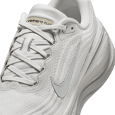 Nike Vomero Plus Speckle Vast Grey Angle 7