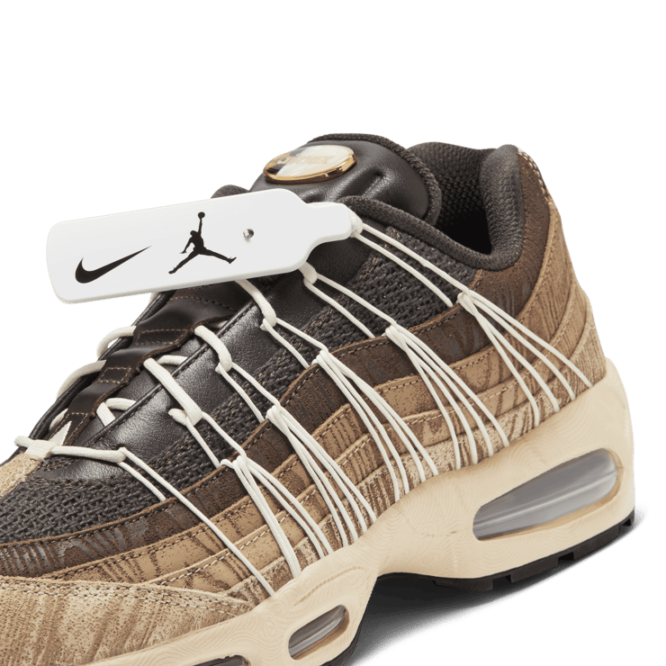 Nike Air Max 95 PHANTACi Angle 4