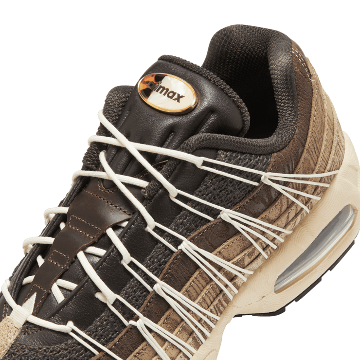 Nike Air Max 95 PHANTACi Angle 3