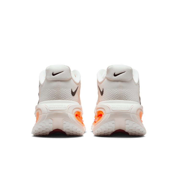 Nike Vomero Premium Sail Coconut Milk Angle 3