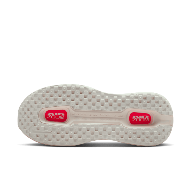 Nike Vomero Premium Prototype Angle 4