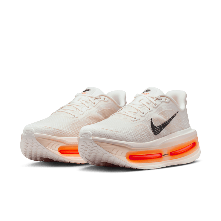 Nike Vomero Premium Sail Coconut Milk Angle 0