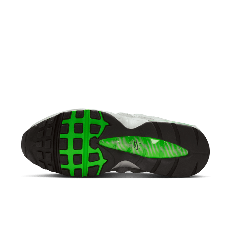 Nike Air Max 95 Big Bubble Light Smoke Grey Angle 1