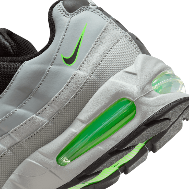 Nike Air Max 95 Big Bubble Light Smoke Grey Angle 5