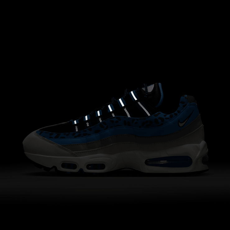 Nike Air Max 95 Spelman Angle 0