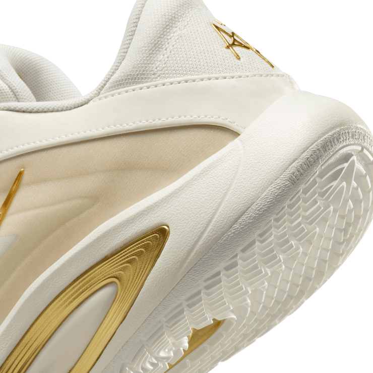 Nike A'One Sail Metallic Gold Angle 8
