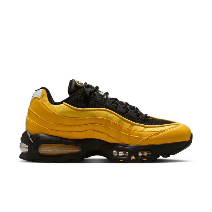 Nike Air Max 95 Big Bubble Varsity Maize Black Angle 3