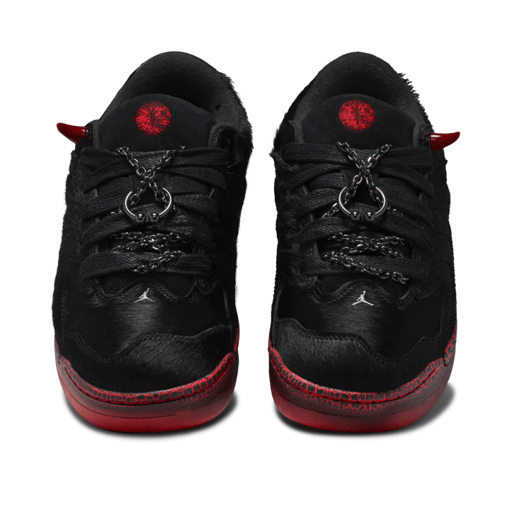 Jordan Session Raging Bull Angle 4