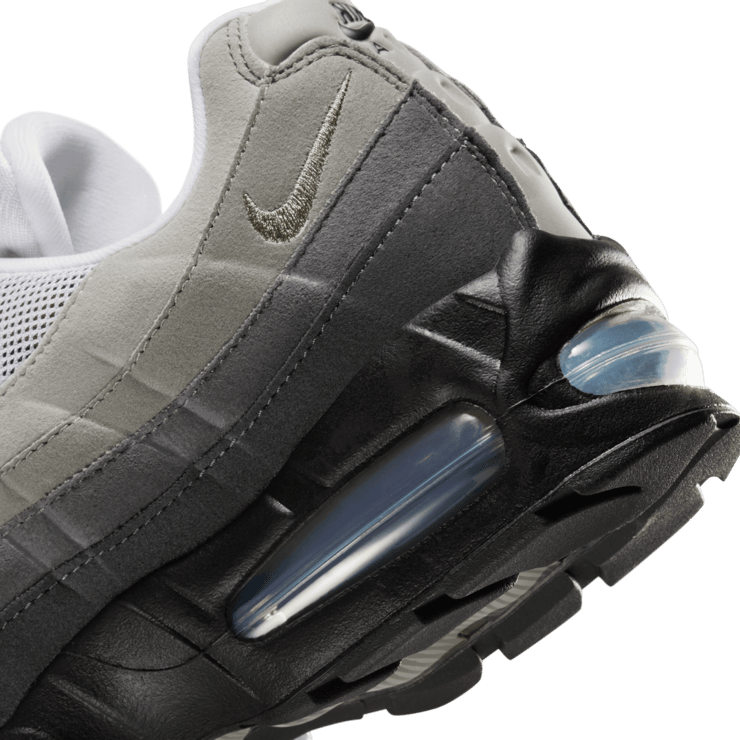 Nike Air Max 95 OG Black Medium Olive Angle 6