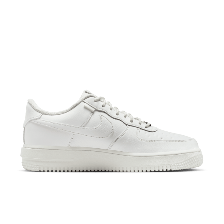Nike Air Force 1 Low Gore-Tex Vibram Summit White Angle 3