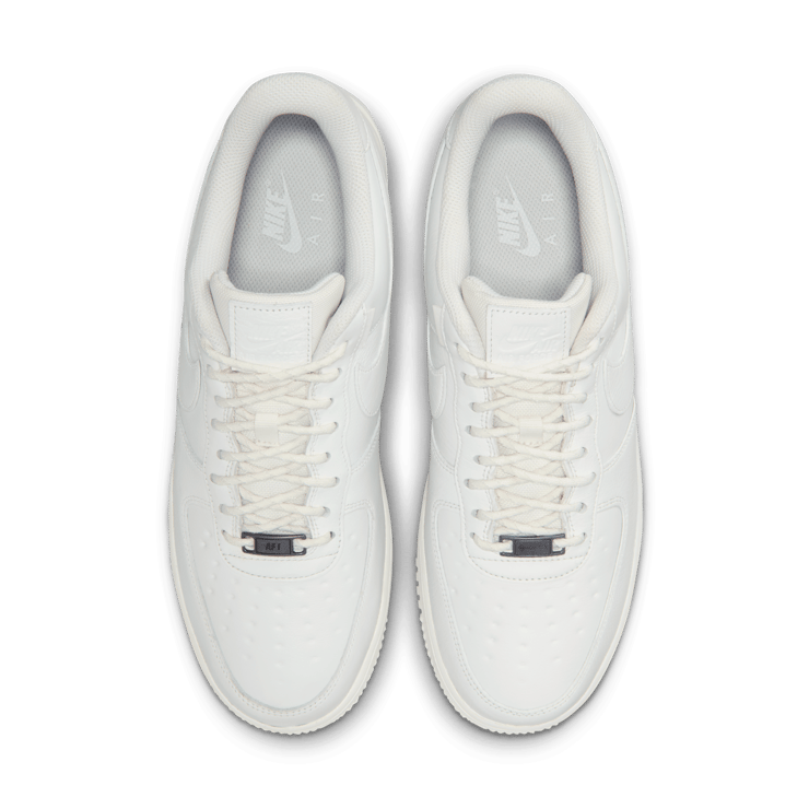 Nike Air Force 1 Low Gore-Tex Vibram Summit White Angle 6