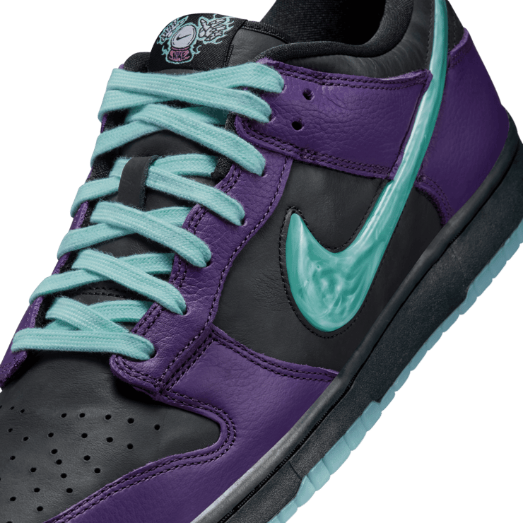 Nike Dunk Low Retro Limited Halloween Wizard Angle 24