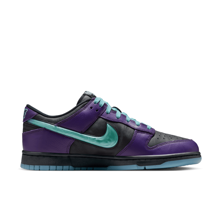 Nike Dunk Low Retro Limited Halloween Wizard Angle 1