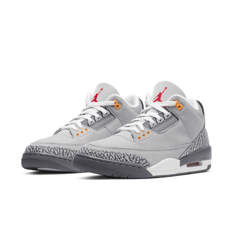 Air Jordan 3 Retro Cool Grey Angle 2